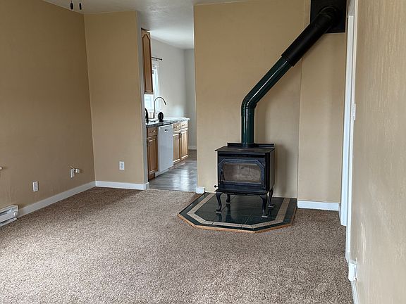 4th image of 4755 Longley Ln