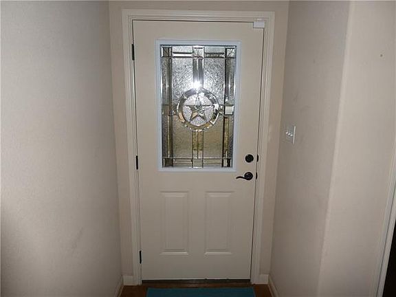 3rd image of 348 Kahana Ln