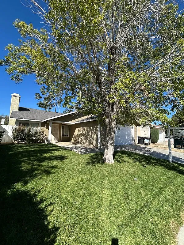 4 bed, 2.0 bath, 1260 sqft, $3,700 — Photo 1