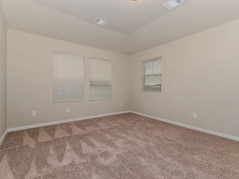 1212 Green Timber Dr — Photo 8