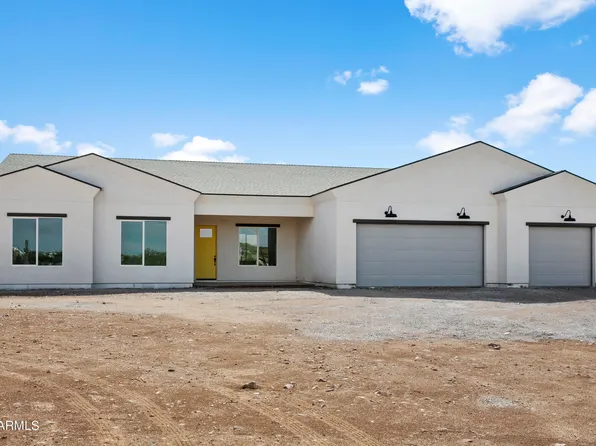 49467 N 4TH Avenue, New River, AZ 85087