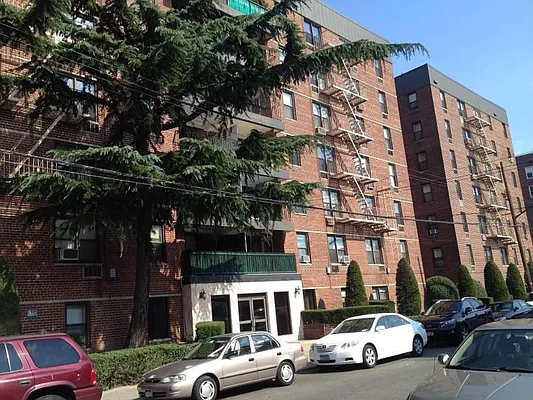 Sold by United National Realty Group | media 12