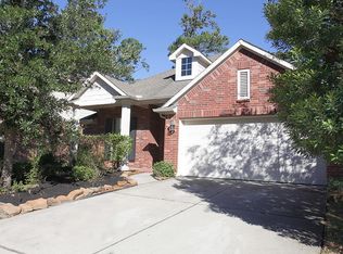 75 W Spindle Tree Cir, The Woodlands, TX 77382
