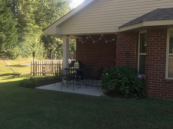 2nd image of 230 Waxmyrtle Dr