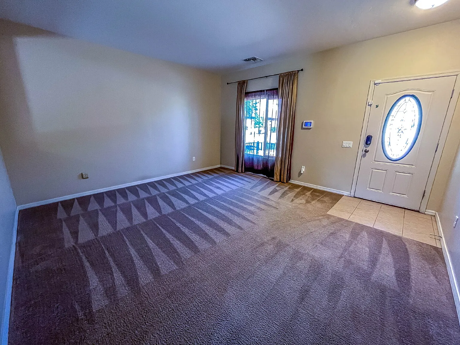 3 bed, 2.5 bath, 2514 sqft, $2,199 — Photo 4