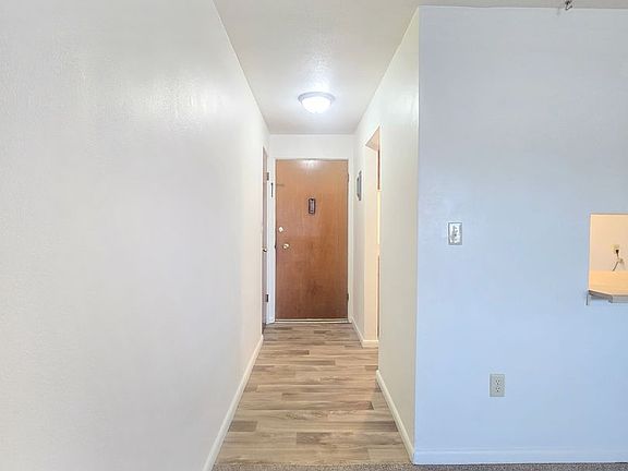 5th image of 502 13th St SE #1