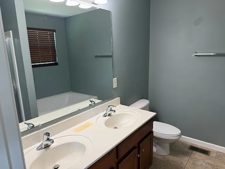 109 Gupton Ct — Photo 23