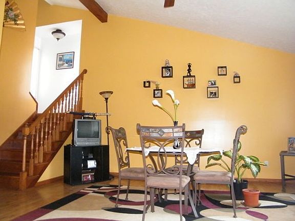 4th image of 5561 Heather Hill Dr