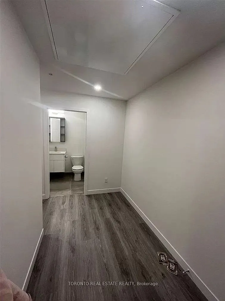 2 bed, $2,200 — Photo 4