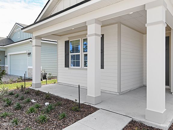 3rd image of 31 MOANA Court S