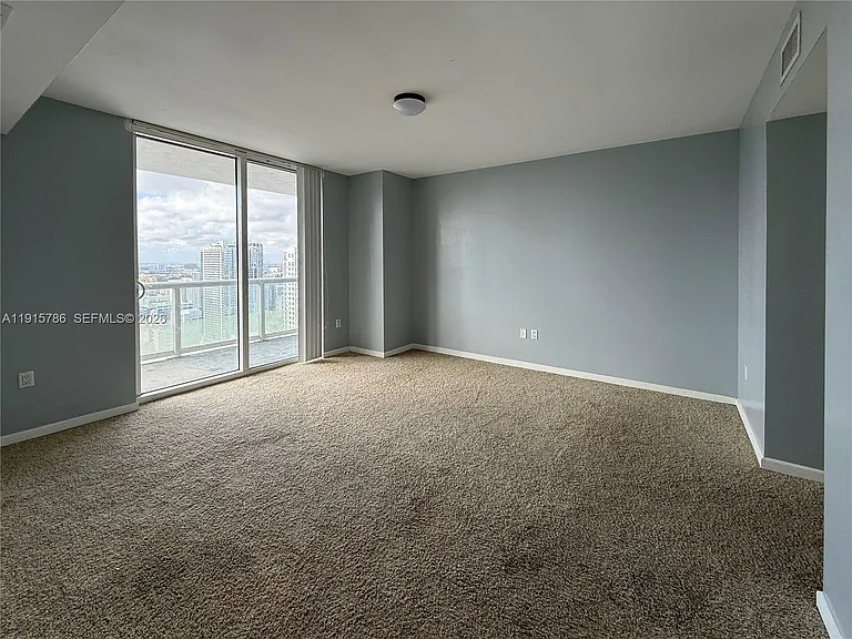 50 Biscayne Blvd #3911 — Photo 17