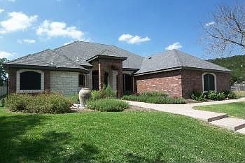 2nd image of 1407 Gomer Ln