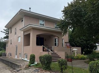 1015 Washington Ave, Sheldon, IA 51201