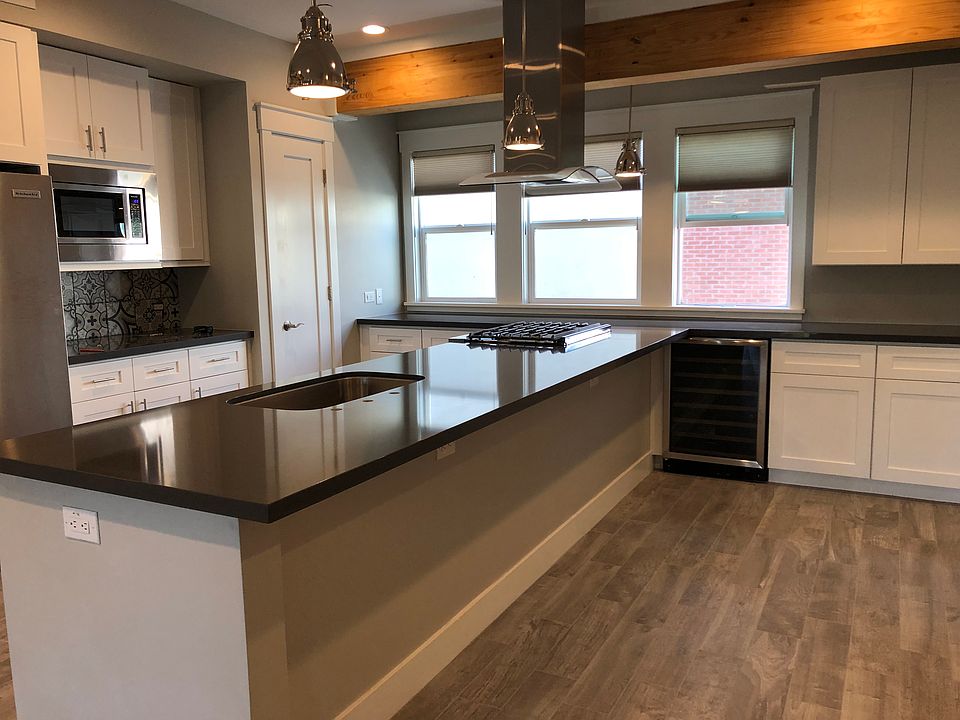1st image of 808 N 4th Ave Unit 2