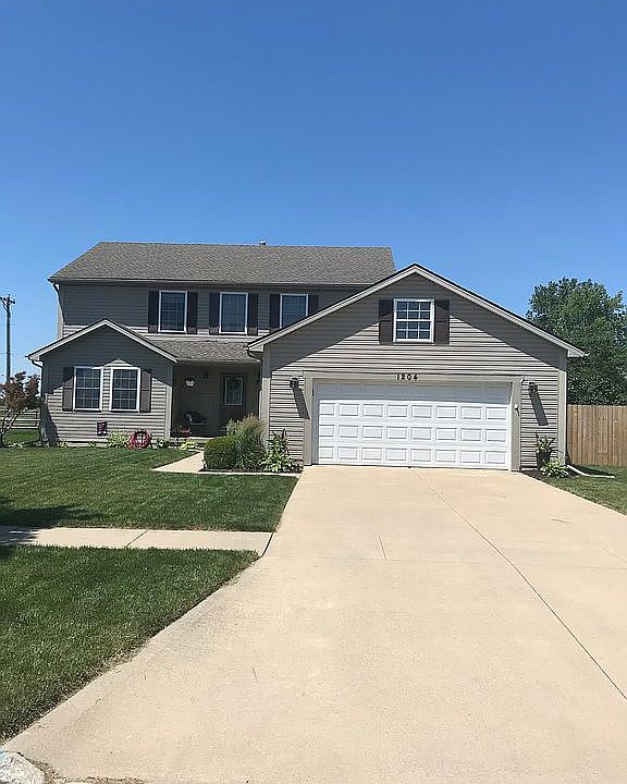 1st image of 1204 Finch Dr