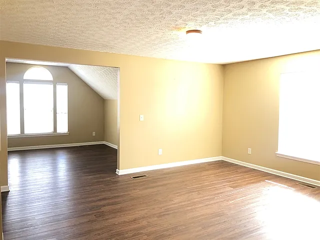 2010 McCrory Pl — Photo 12