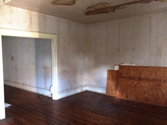 3rd image of 5675 Cates Ave