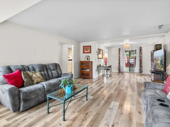 1822 Sarah Way, Medford, OR 97501