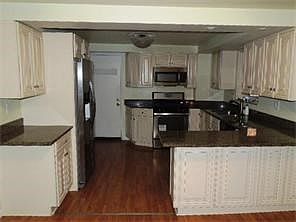 3rd image of 214 S Margery Dr