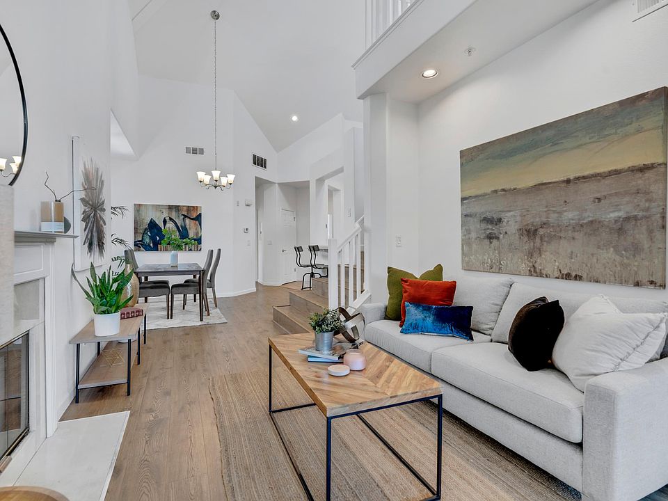1st image of 905 Sunrose Ter APT 301