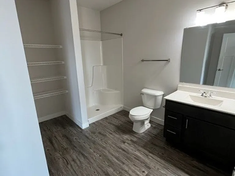 Cottage Grove Commons: Gaston — Photo 19