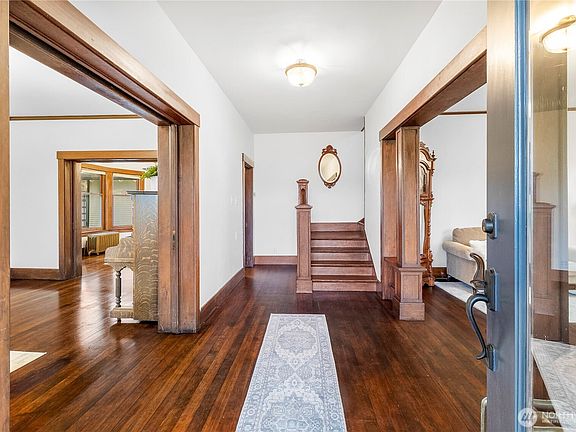 4th image of 4205 204th St NE
