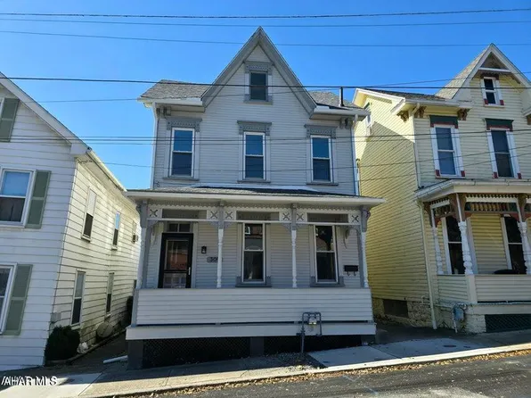 309 Clark St, Hollidaysburg, PA 16648