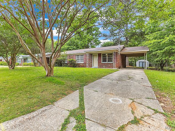 2nd image of 3345 Loch Haven Rd