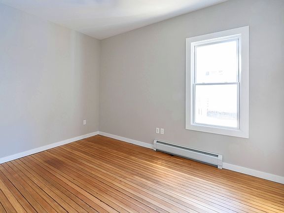 4th image of 343 Main St #2