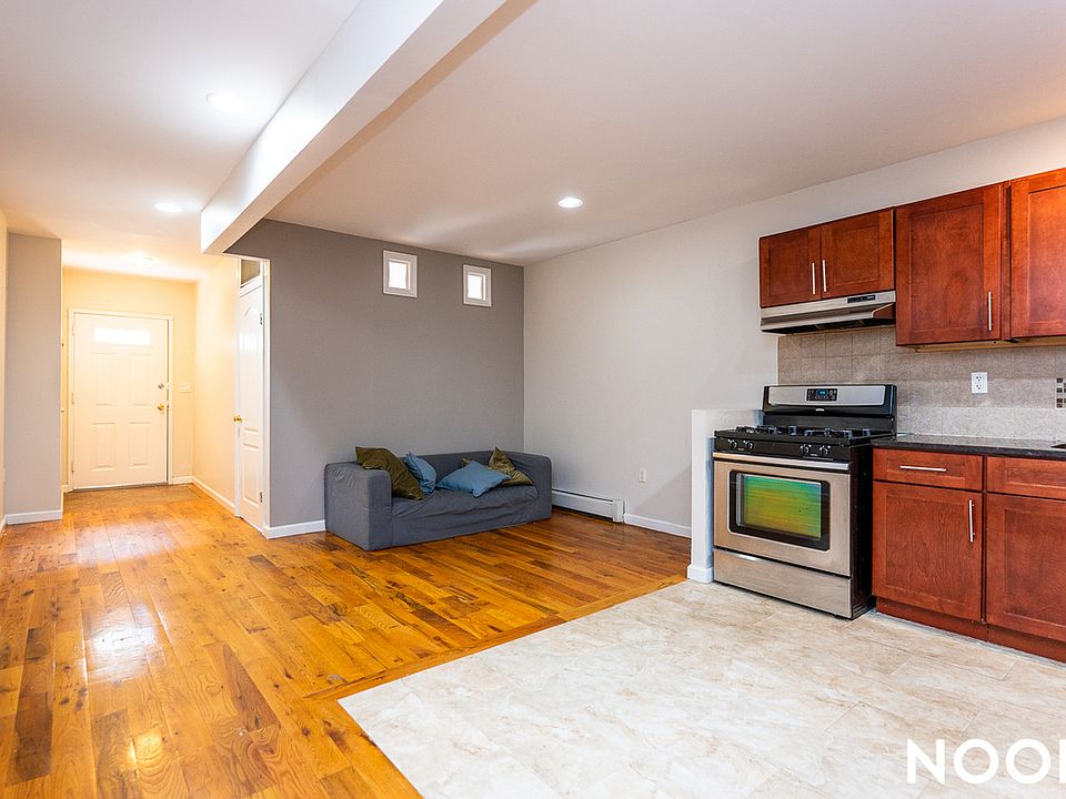 1st image of 339 Palmetto St #1