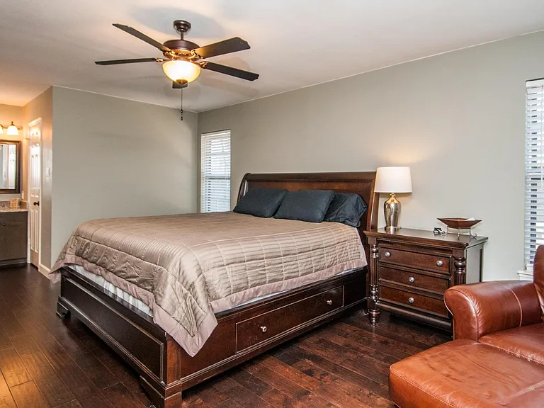 2947 Southridge Dr — Photo 5