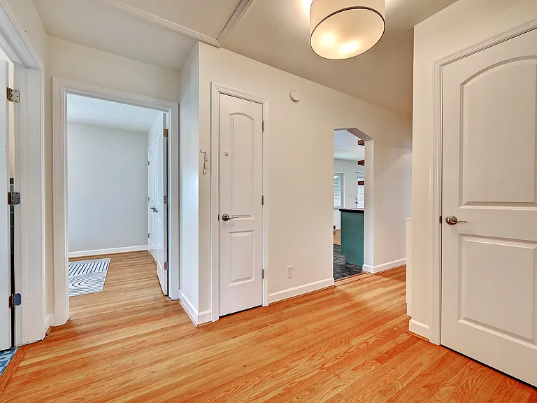 8 Kennedy Rd — Photo 15