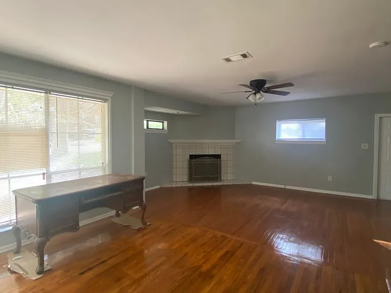 2516 McArthur St — Photo 7