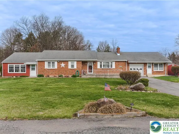 5391 Chapmans Rd, Orefield, PA 18069