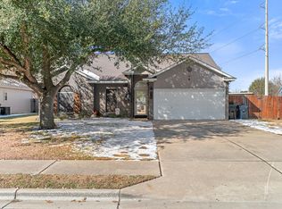 401 Kates Way, Hutto, TX 78634