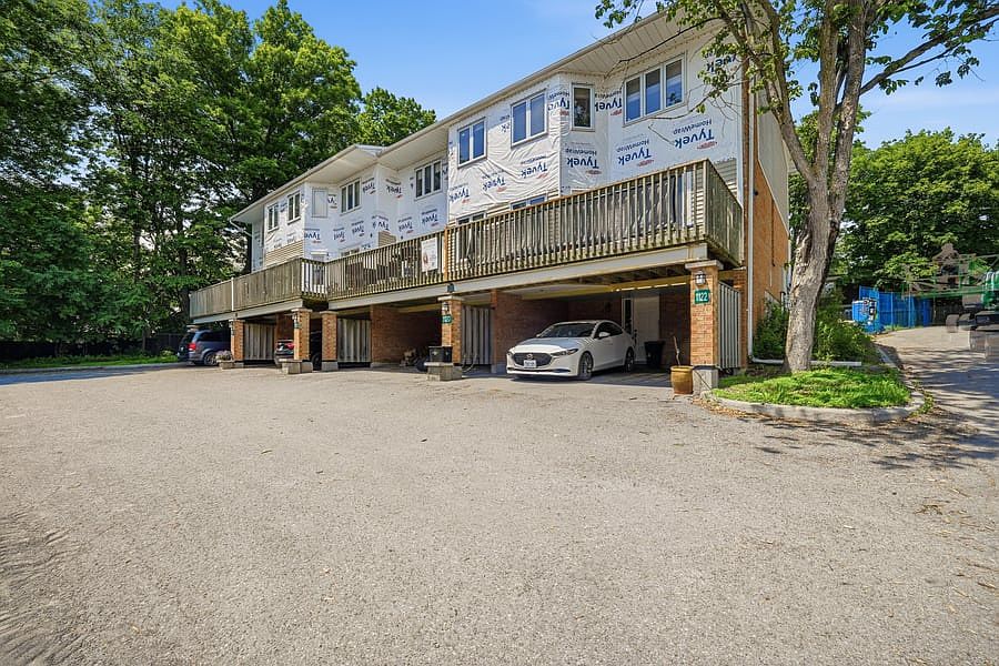 1st image of 1122 Chimney Hill Way