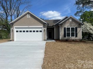 403 E 21st St, Kannapolis, NC 28083
