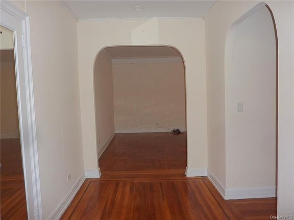 4th image of 1 S Broadway APT 4K