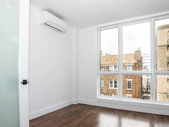 4th image of 1268 Pacific St APT 2B