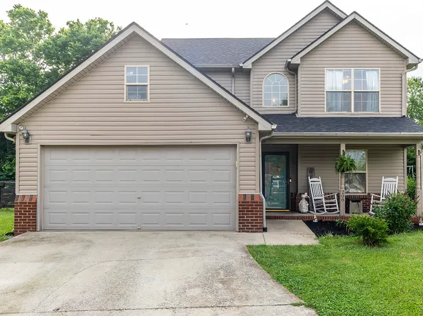 208 N Town Branch Dr, Nicholasville, KY 40356