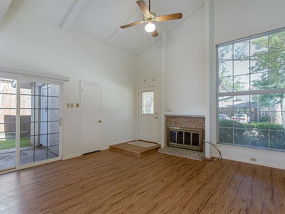 3rd image of 2649 Via Valencia