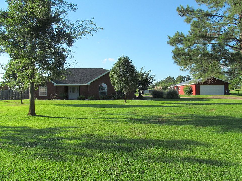 1st image of 830 W Fm 515