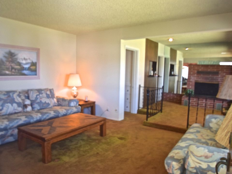 1st image of 16427 S Saint Andrews Pl