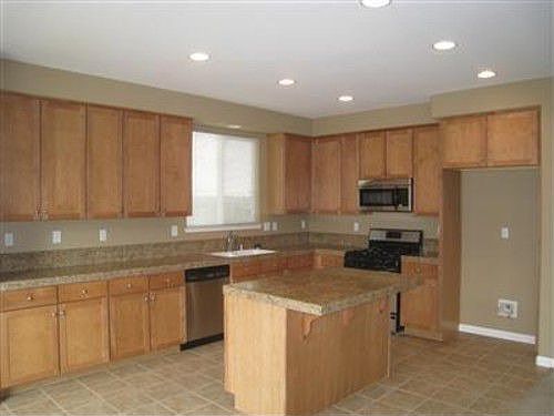 3rd image of 2558 Meadowlark Cir