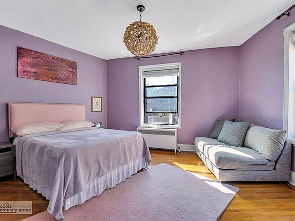 4th image of 3875 Waldo Ave APT 11P