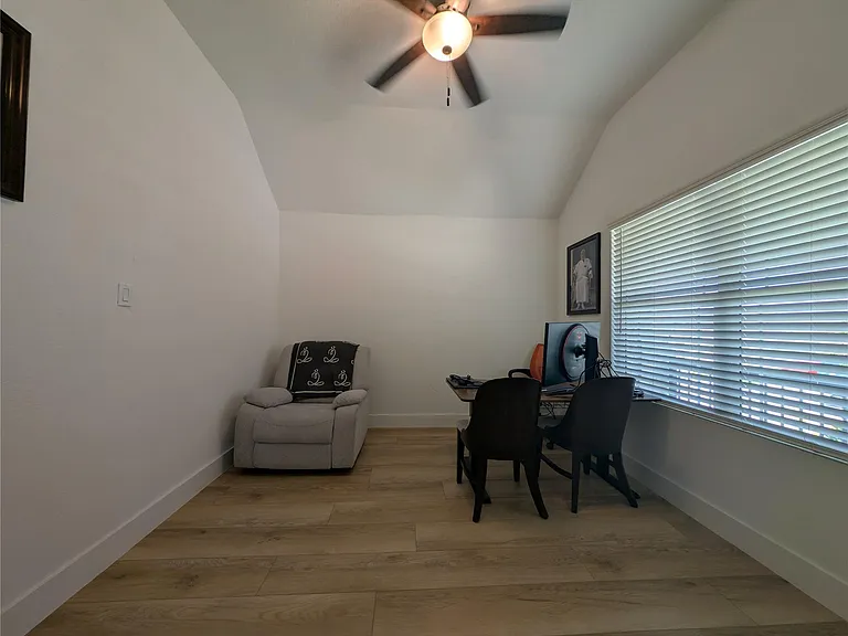 148 Venti Cv — Photo 6