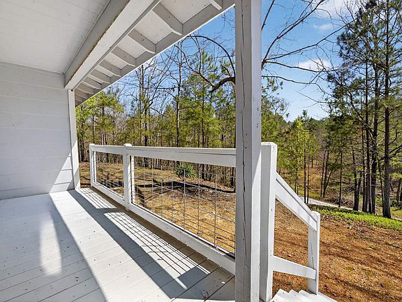 5th image of 355 Pine Ridge Rd
