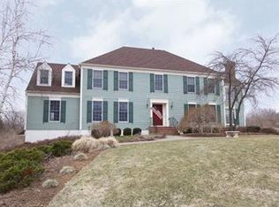 21 Uptom Pine Rd, Lebanon, NJ 08833