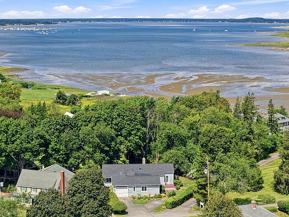 2nd image of 16 Manters Point