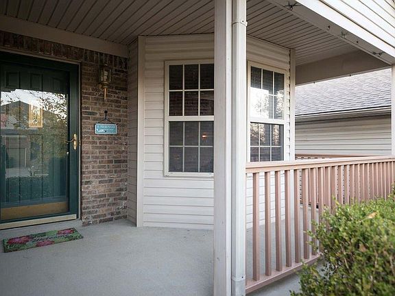 5th image of 709 Graftons Mill Ln